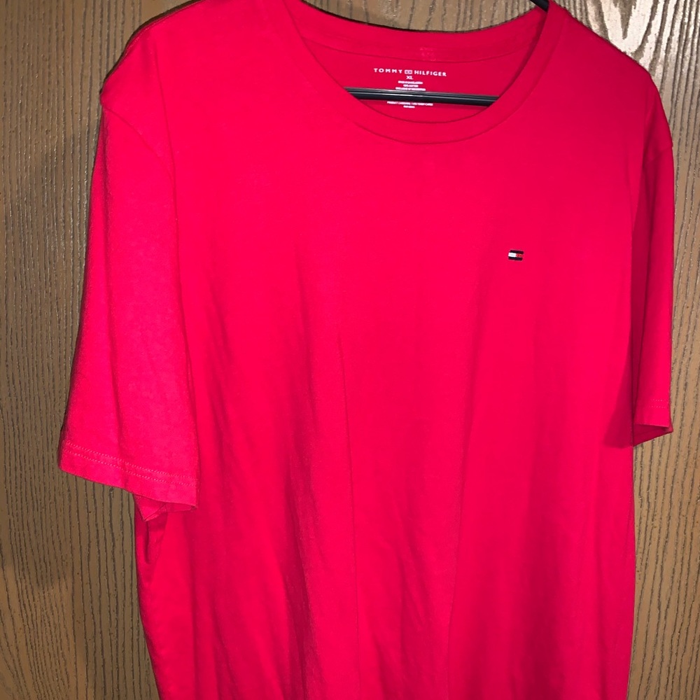 Tommy Hilfiger T shirt